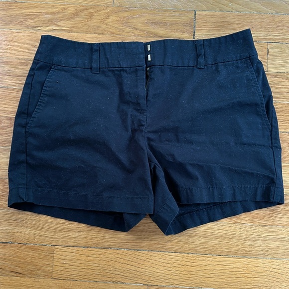 LOFT Pants - Loft black shorts, 4 in, size 4